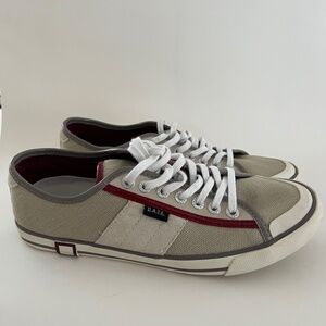 D.AT.E. Low-Top Sneakers Neutral Canvas Red Stripe size 38 EU; 7.5 US